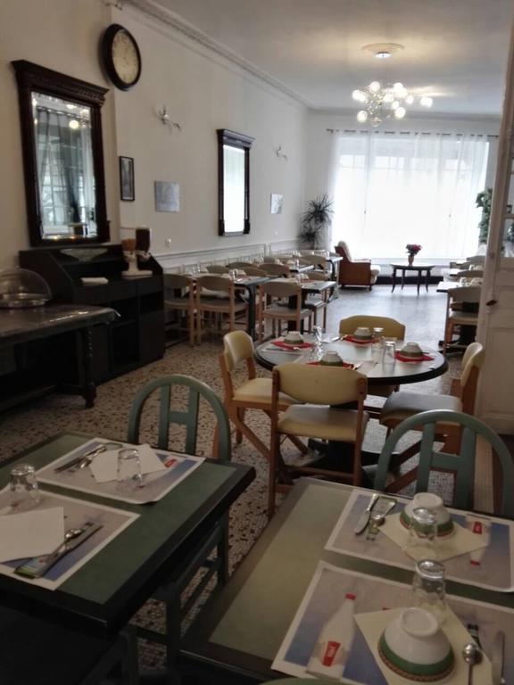 Hotel Nice Flore Vichy Kültér fotó
